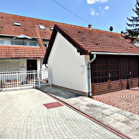 Alea Apartmanok ハルカーニャ エクステリア 写真